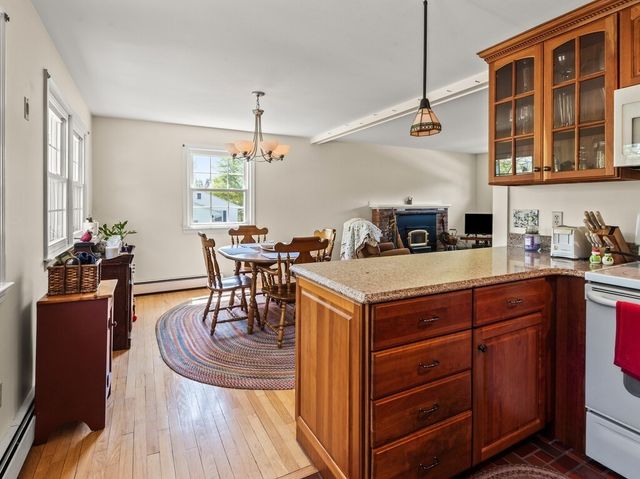 841 Dennison Dr, Southbridge, MA 01550