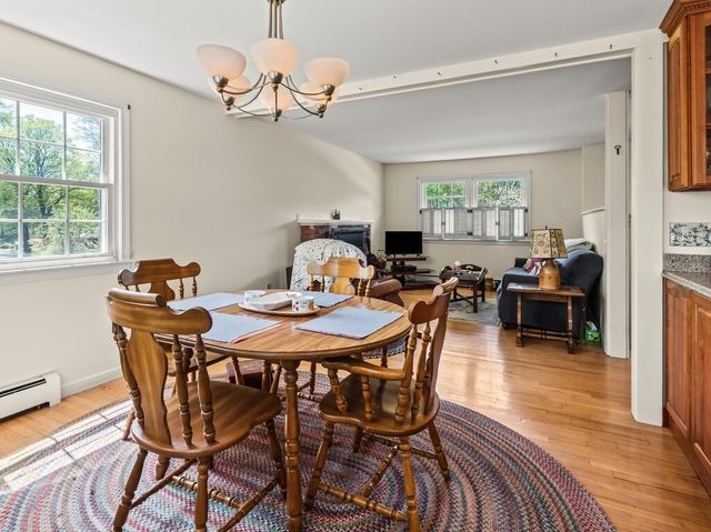 841 Dennison Dr, Southbridge, MA 01550