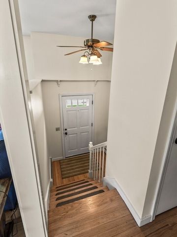 841 Dennison Dr, Southbridge, MA 01550
