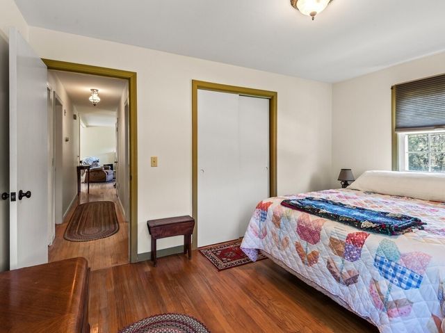 841 Dennison Dr, Southbridge, MA 01550