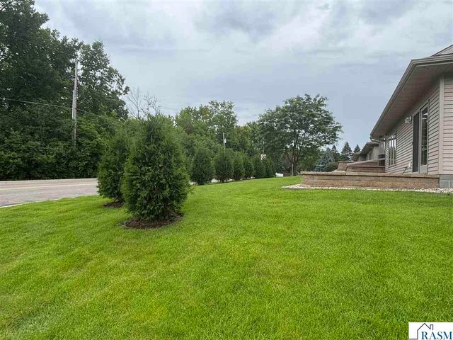 215 Parkway Place, Mankato, MN 56001