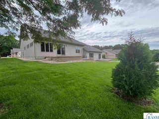 215 Parkway Place, Mankato, MN 56001