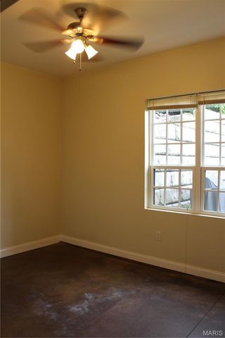 257 S FLORISSANT Road 108, Ferguson, MO 63135