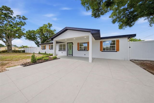 3700 72 STREET N, St Petersburg, FL 33710