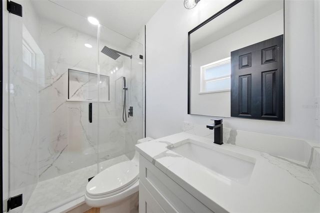 3700 72 STREET N, St Petersburg, FL 33710