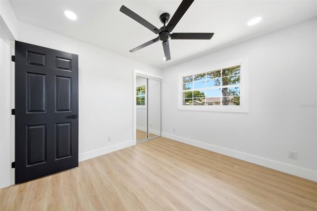 3700 72 STREET N, St Petersburg, FL 33710
