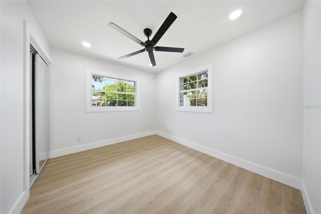 3700 72 STREET N, St Petersburg, FL 33710