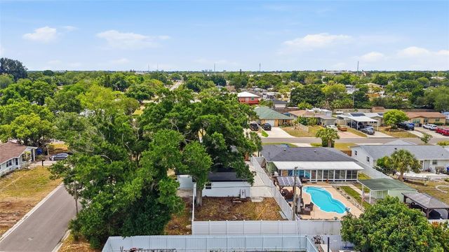 3700 72 STREET N, St Petersburg, FL 33710