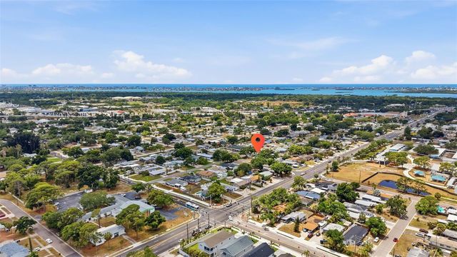 3700 72 STREET N, St Petersburg, FL 33710