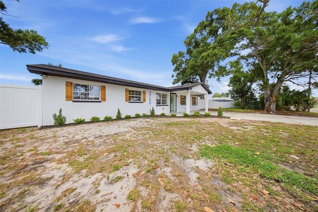 3700 72 STREET N, St Petersburg, FL 33710