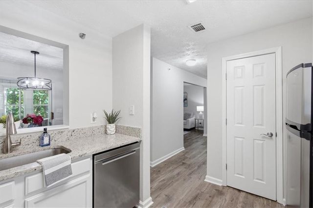 3940 Riverlook Parkway SE 302, Marietta, GA 30067