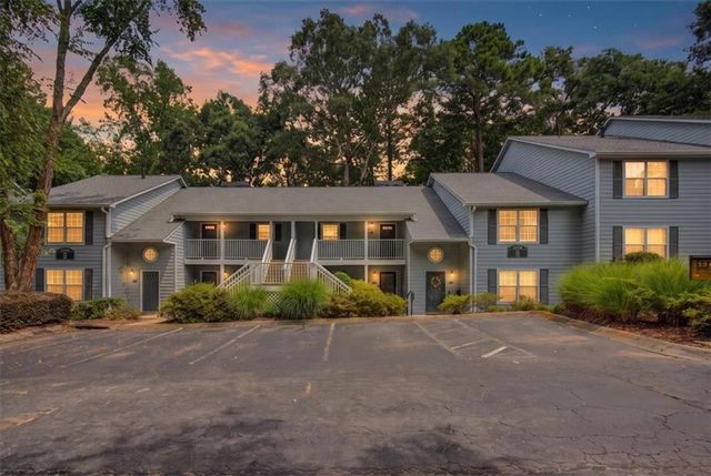 3940 Riverlook Parkway SE 302, Marietta, GA 30067