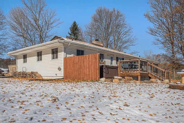 19596 Capital Avenue, Battle Creek, MI 49017