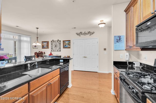 511 Sophee Lane, Lakewood, NJ 08701