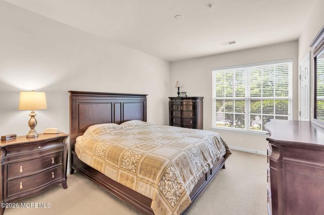 511 Sophee Lane, Lakewood, NJ 08701