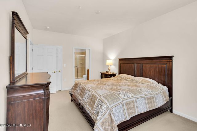 511 Sophee Lane, Lakewood, NJ 08701