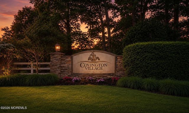 511 Sophee Lane, Lakewood, NJ 08701