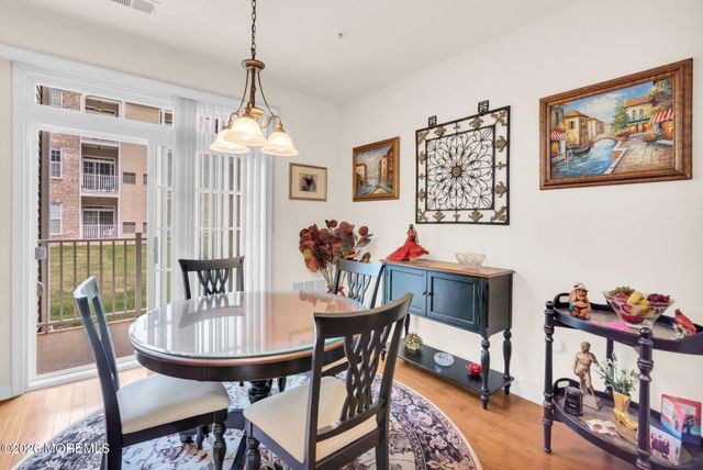 511 Sophee Lane, Lakewood, NJ 08701