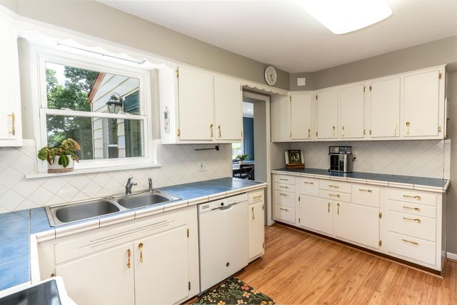 92 Arcadia Avenue, Lakeside Park, KY 41017