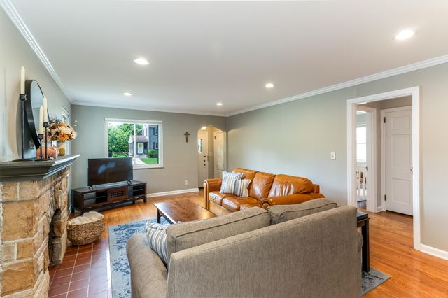 92 Arcadia Avenue, Lakeside Park, KY 41017