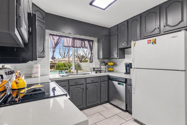 346 Severin Ave, Modesto, CA 95354