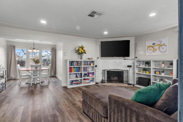 346 Severin Ave, Modesto, CA 95354