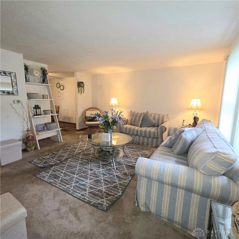 688 Hile Lane, Englewood, OH 45322