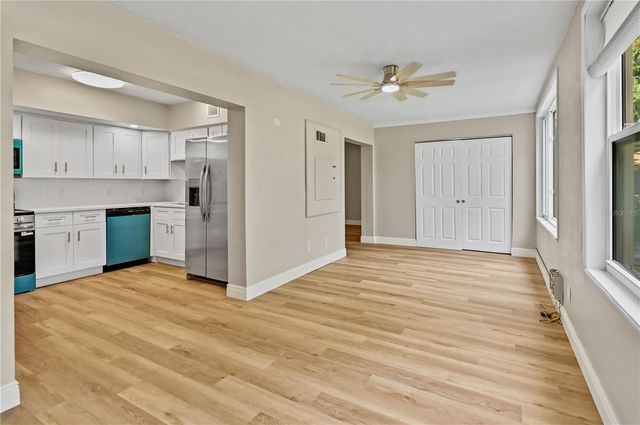 2041 AUSTRALIA WAY W 15, Clearwater, FL 33763