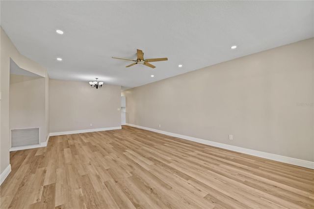 2041 AUSTRALIA WAY W 15, Clearwater, FL 33763