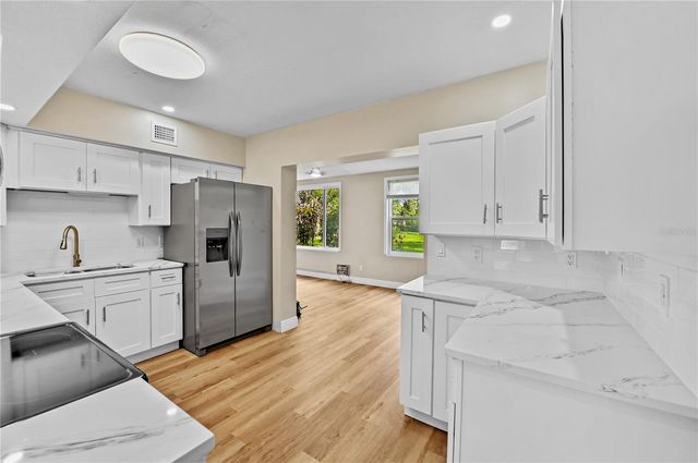 2041 AUSTRALIA WAY W 15, Clearwater, FL 33763