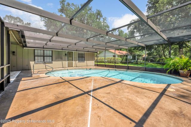 901 MOONLIGHT Lane, Brooksville, FL 34601