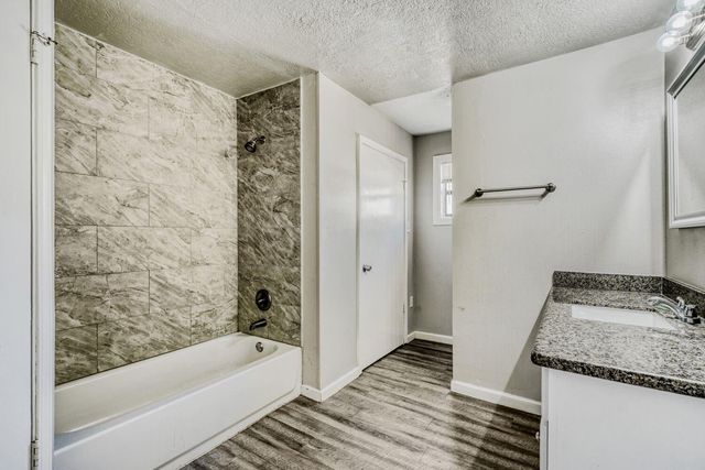 315 Acacia Street, Lake Jackson, TX 77566