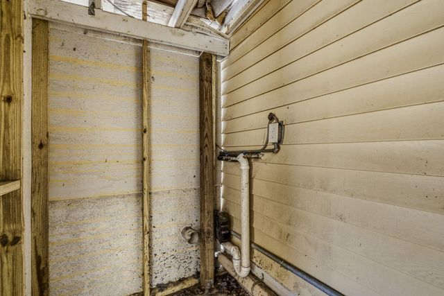 315 Acacia Street, Lake Jackson, TX 77566