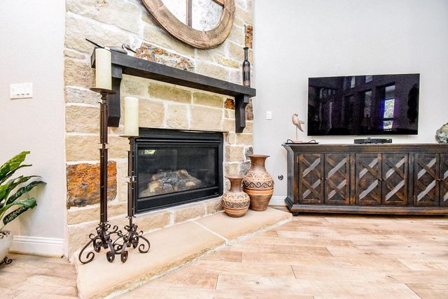4827 Legend Creek Drive, Fulshear, TX 77441