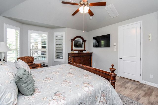 4827 Legend Creek Drive, Fulshear, TX 77441