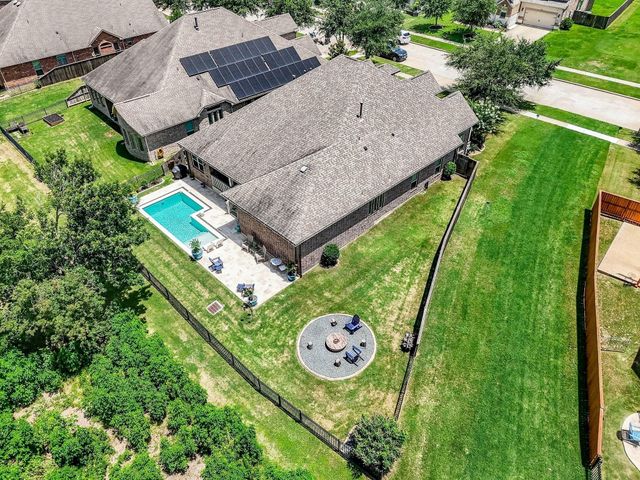 4827 Legend Creek Drive, Fulshear, TX 77441