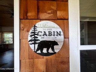 1942 Two Tail Rd, Bonners Ferry, ID 83805