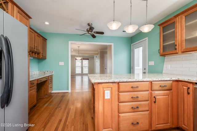 2361 Gladstone Ave, Louisville, KY 40205