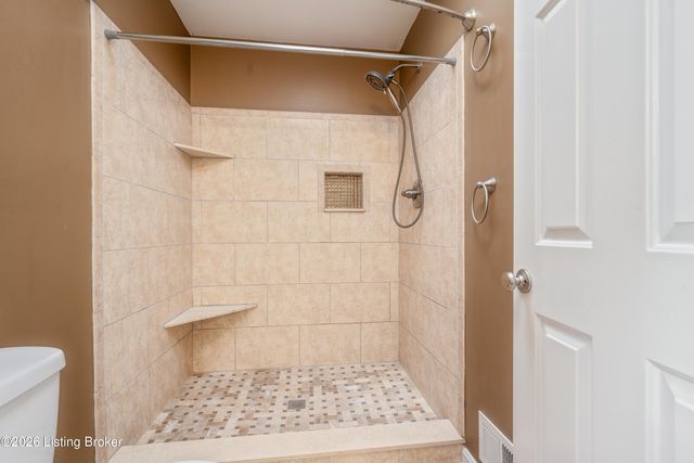 2361 Gladstone Ave, Louisville, KY 40205