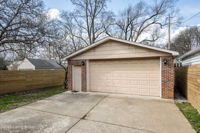 2361 Gladstone Ave, Louisville, KY 40205