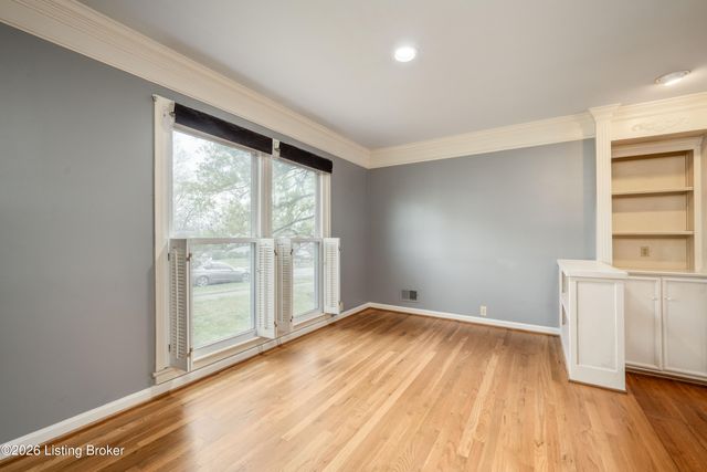 2361 Gladstone Ave, Louisville, KY 40205