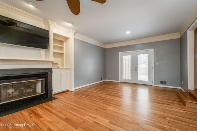 2361 Gladstone Ave, Louisville, KY 40205