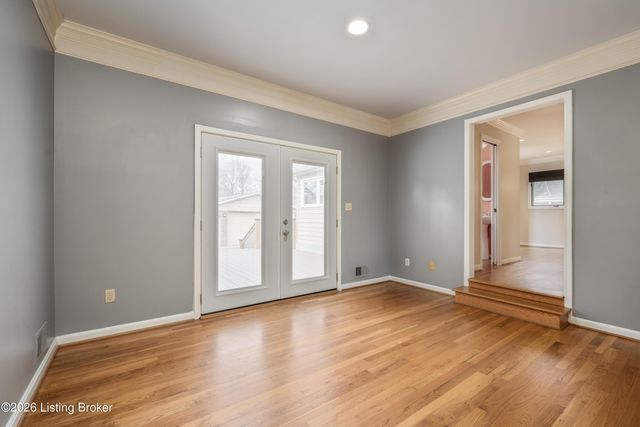 2361 Gladstone Ave, Louisville, KY 40205