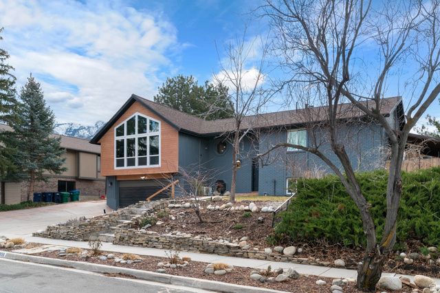 2858 E COBBLEMOOR LN, Sandy, UT 84093