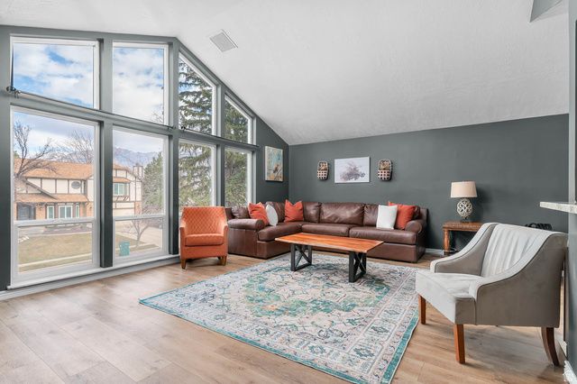 2858 E COBBLEMOOR LN, Sandy, UT 84093