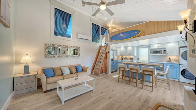 24 SANDY COVE ROAD A6-D, Sarasota, FL 34242