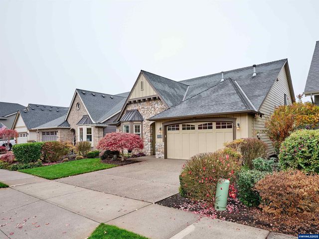 429 Turnberry Av, Woodburn, OR 97071