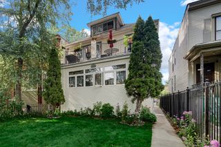 1812 W Estes Avenue, Chicago, IL 60626