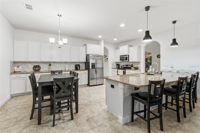 433 AMETHYST AVENUE, Auburndale, FL 33823