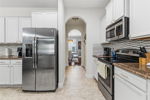 433 AMETHYST AVENUE, Auburndale, FL 33823